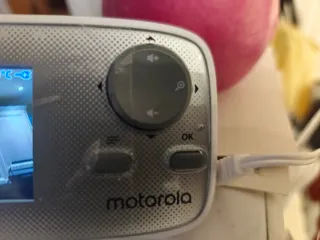 Vigilabebés Motorola 2.4 Video MBP482
