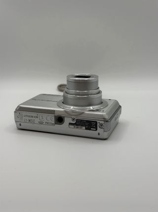 Sony Cyber-shot DSC-S950 Cámara Digital Plata