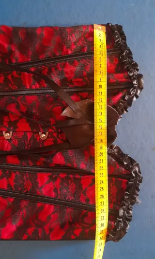 Bustier rosso e marrone con fiocco