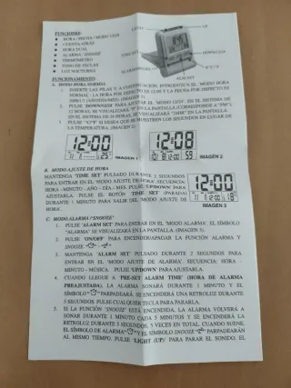 Reloj despertador digital blanco con 2 pilas