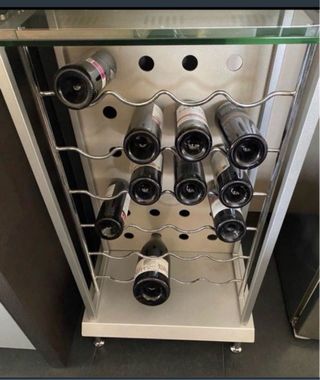 Botellero Diseño Metal y Cristal Templado