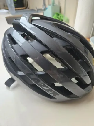 Casco Lazer Z1 KinetiCore Titanium Talla M