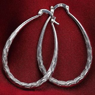 ELEGANTES PENDIENTES PARA CHICAS Y MUJERES DE GANC