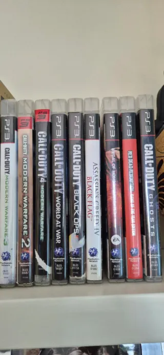 PS3 Slim 250GB juegos mando cables.