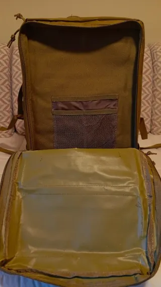 Mochila Táctica 45L Caqui + reflectante