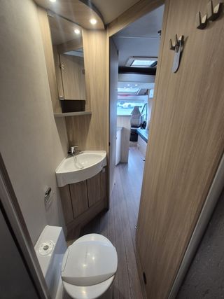 Autocaravana WEINSBERG R58 Ocasión