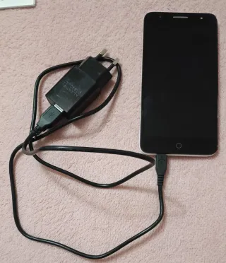 Teléfono móvil Alcatel Pop 4 Plus