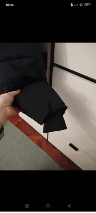 Chaqueta acolchada impermeable negra