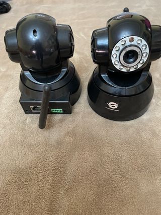 2 Cámaras IP Wireless Motorizadas