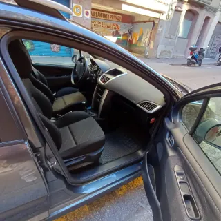 Peugeot 207 2007