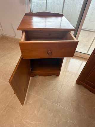 Mesitas de noche de madera (2 unidades)