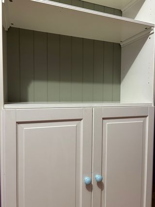 Estantería y mueble blanco