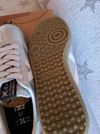 Bambas Munich plateadas talla 37