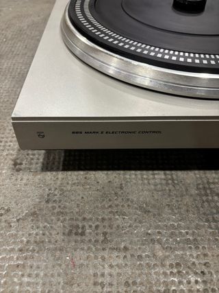 Tocadiscos Philips 685 Mark II