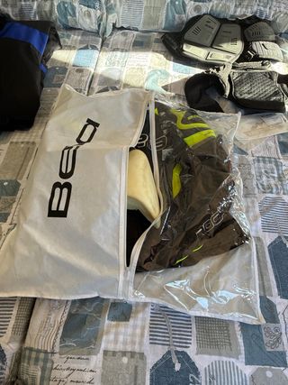 Chaqueta Moto Bela Talla 46 Negra y Amarilla