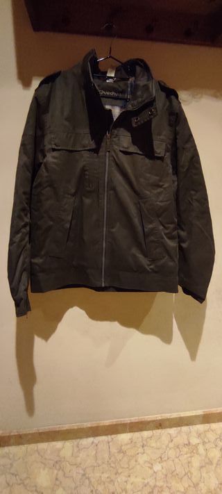 Chaqueta de invierno Quechua verde militar