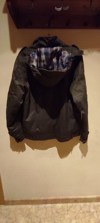 Chaqueta de invierno Quechua verde militar