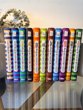 Colección de libros Diario de Greg incompleto