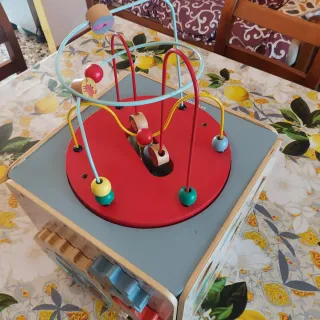 Cubo multigiochi in legno