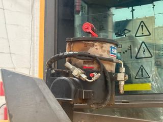 Pala Volvo ECR88D 8.5 tn