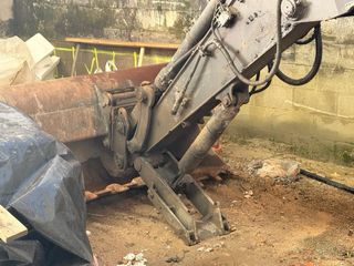 Pala Volvo ECR88D 8.5 tn