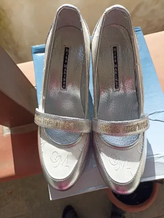 Scarpe Miss Marines donna argento e bianche.
