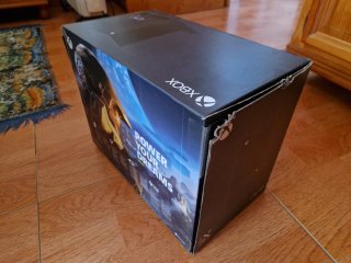 Caja Xbox Series X Halo Infinite