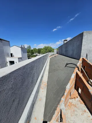 Servicio albañilería jardinería y portes