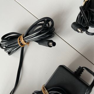 Adaptadores y Conectores de Corriente