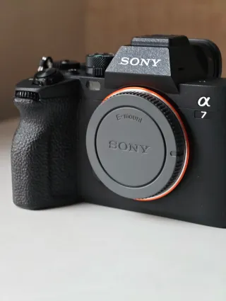 Sony A7 IV