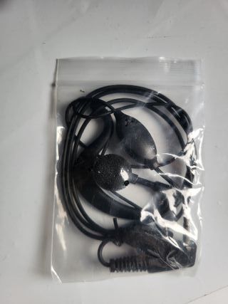 Walkie Talkie Baofeng BF-UV10R Nuevo con Extras