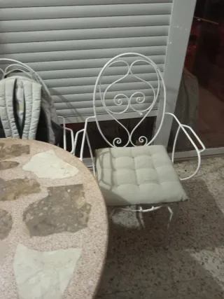 Conjunto mesa y sillas forja