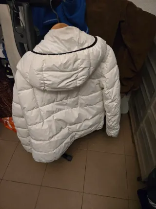 Chaqueta acolchada HIGH STREAM blanca de h&m