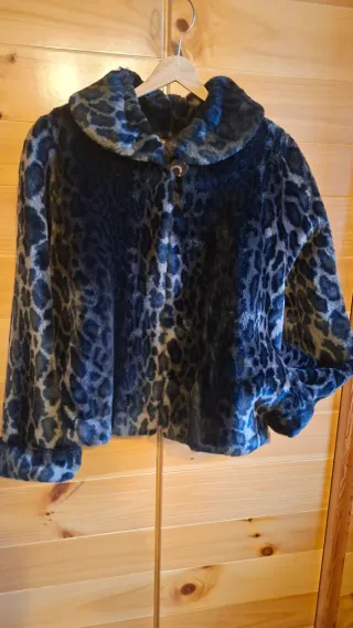 Pelliccia ecologica maculata tg. 42