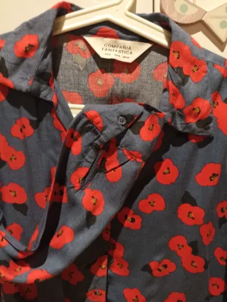 Camisa La Compañía Fantástica Estampado Flores M