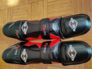 Guantes y espinilleras Rude Boys boxeo