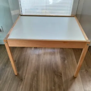 Mesa y 2 Sillas Ikea LATT Niños