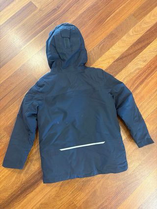 Chaqueta T8. Impermeable y cortavientos Quechua.