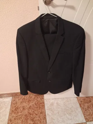 Traje de vestir negro para hombre