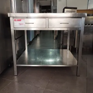 Mesa central de acero inoxidable con cajones