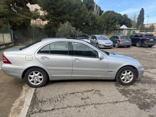 Mercedes-Benz Clase C 2003