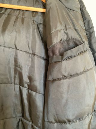 Chaqueta Adidas Real Madrid Negra y Dorada