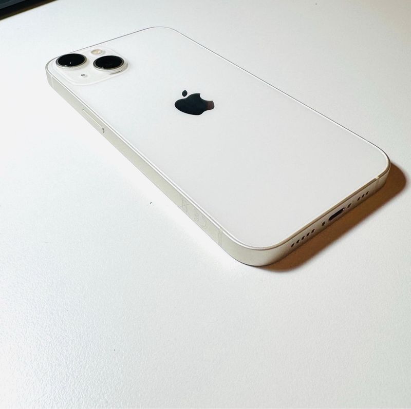 iPhone 13 128GB Blanco + regalos afbeelding 4
