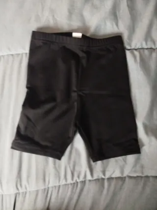 Disfraz bebé rojo y negro