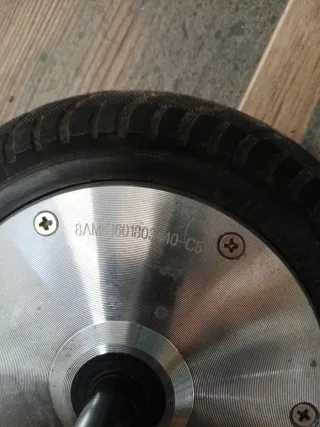 Ruedas con motor eléctrico integradas