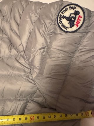 Parka JOTT gris corta  PVP 180€