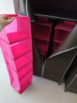 Organizador de armario rosa