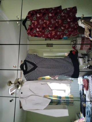 Lote Ropa Talla XS son 23 prendas