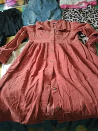 Lote Ropa Talla XS son 23 prendas