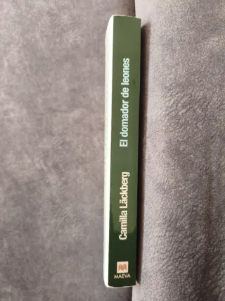 El domador de leones (Camilla Läckberg) (Spanis...